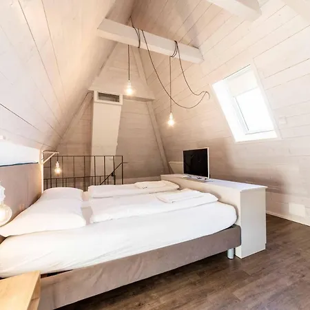 Cooper L Zum Löwen Gasthof Meran