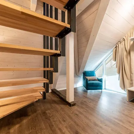 Cooper L Zum Löwen 3* Meran