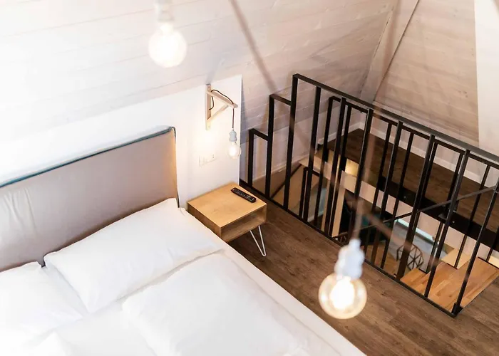 Cooper L Zum Loewen بيت ضيافة 3*