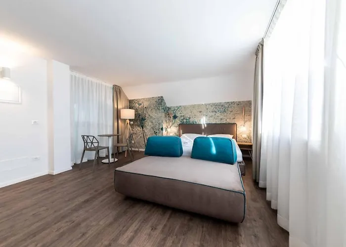 Cooper L Zum Loewen Maison d'hôtes Merano