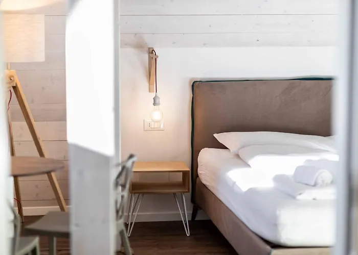 Cooper L Zum Loewen بيت ضيافة 3*