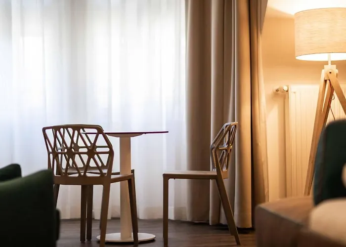 Cooper L Zum Loewen Maison d'hôtes